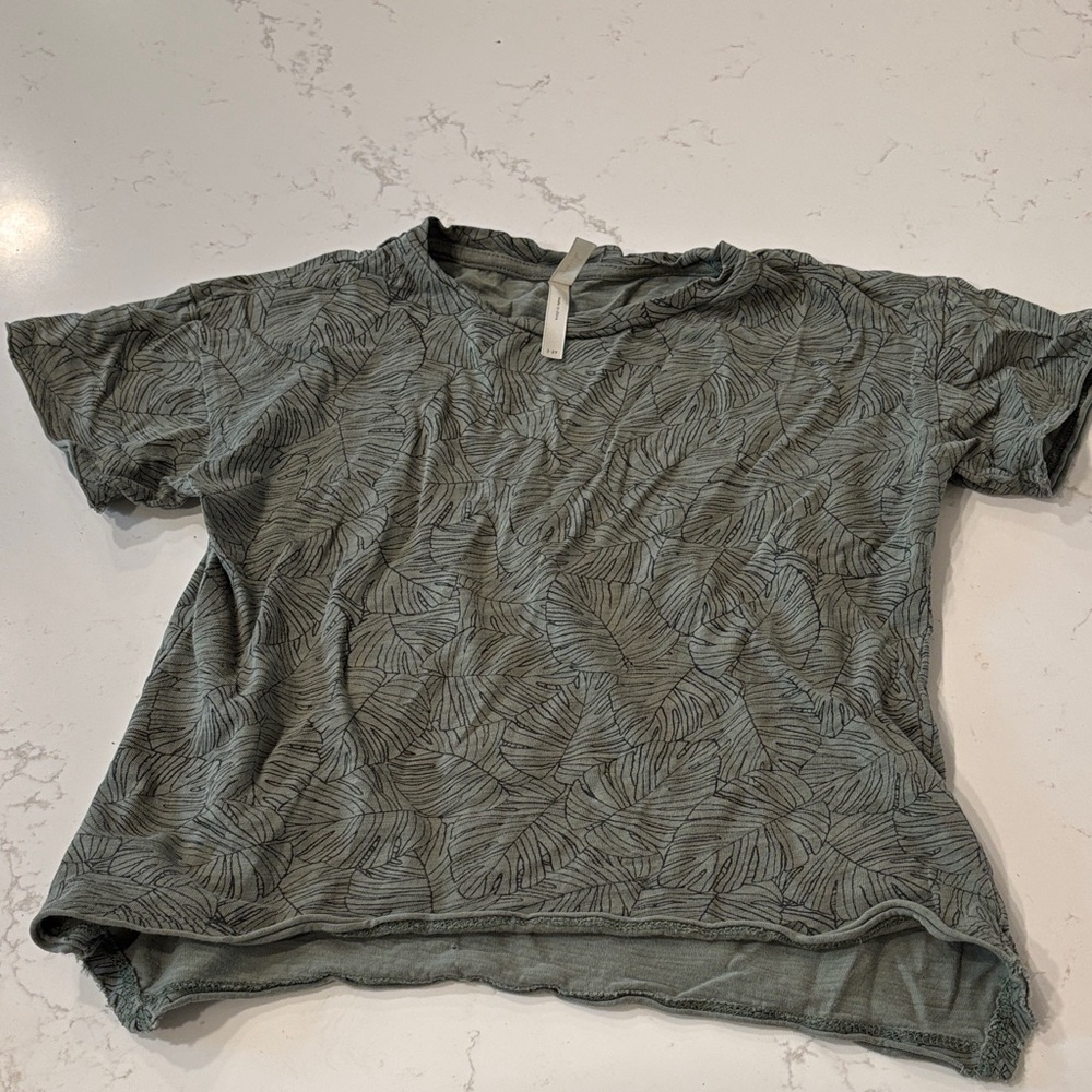 Rylee + Cru monstera leaf tee